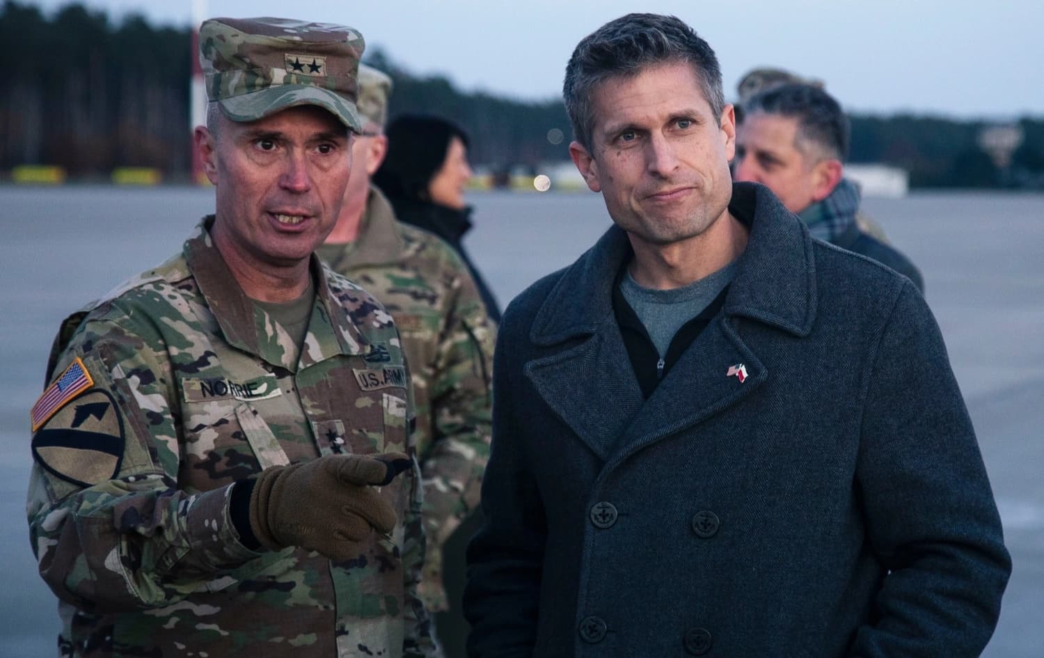 Daniel Zimmerman, US Assistant Secretary of War for International Security Affairs (right). Photo: US Army