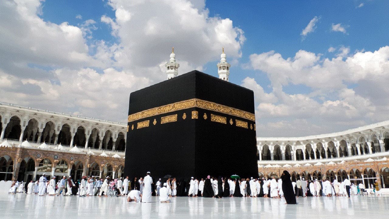 السعودية توقف 21 شركة عمرة: لا تهاون مع المقصرين