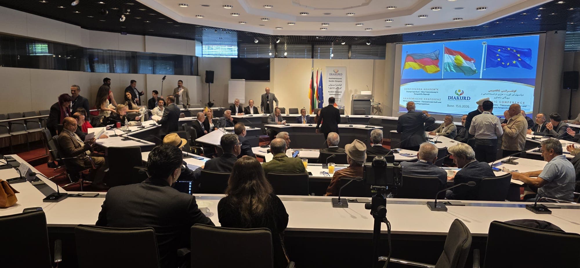 Kürt diasporası ve transnasyonel milliyetçilik: Bonn Konferansı bağlamında Kürtlerin küresel örgütlenme perspektifi
