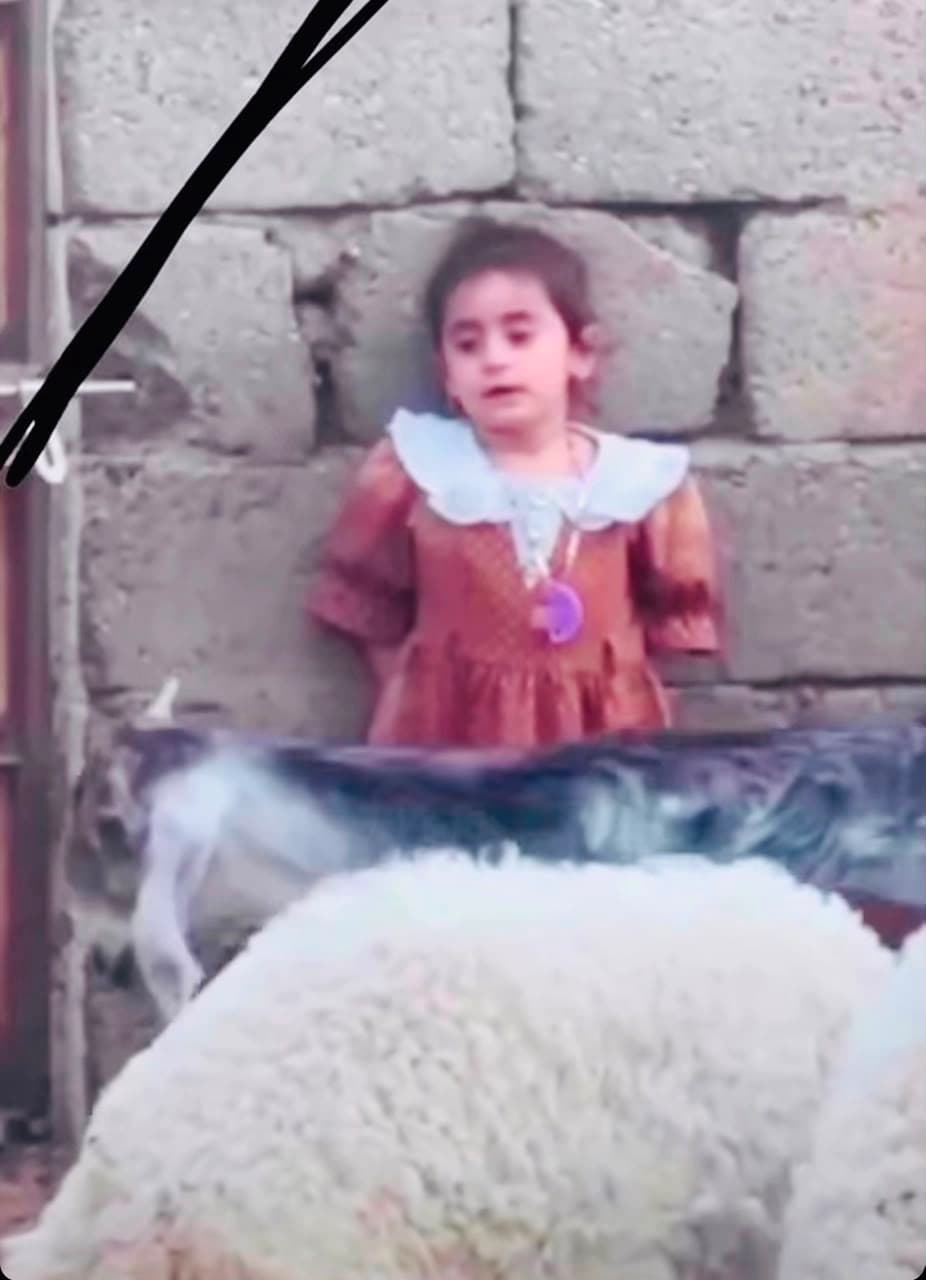 لە ئاکرێ دیوارێک بەسەر کچێکی 3 ساڵاندا رووخا و گیانی لەدەستدا