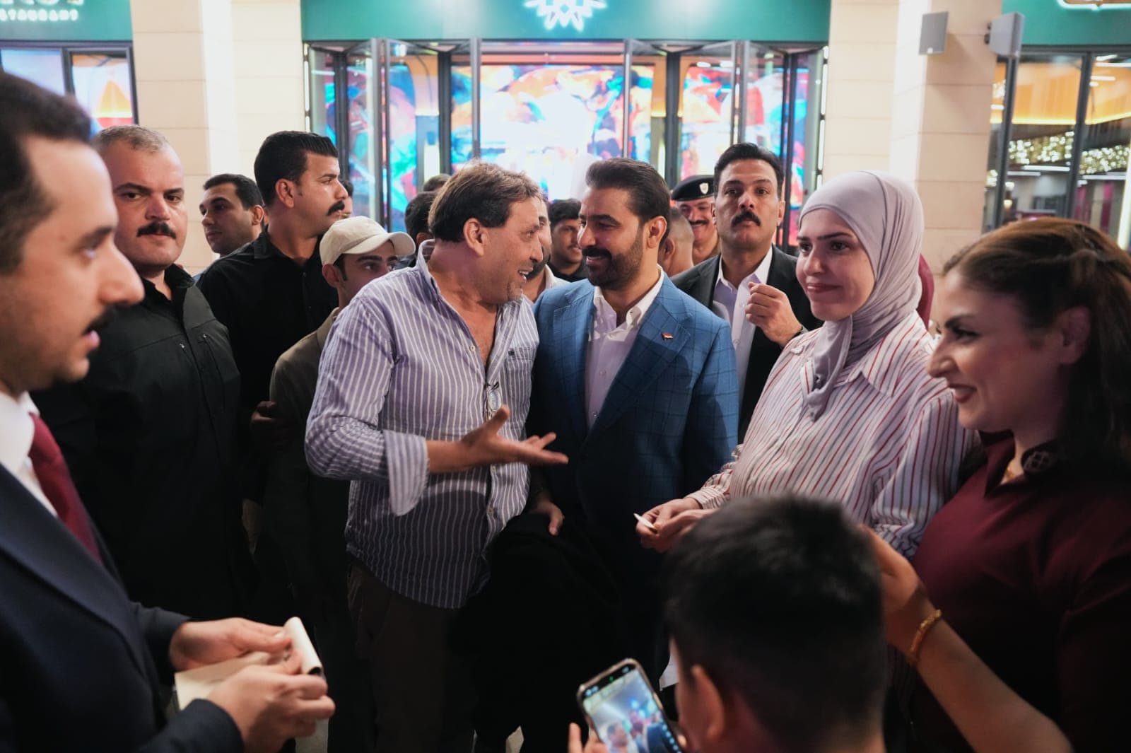 Iraqi PM offers rewards for reporting stolen state funds