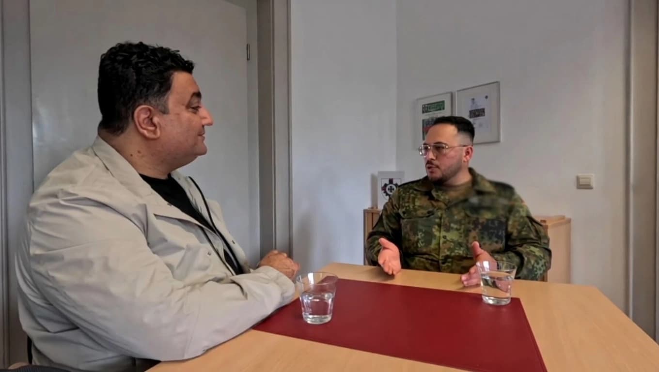 Ji penaberiyê ber bi efseriyê ve: Mihemedê ji Dêrikê di nava artêşa Almanyayê de ye