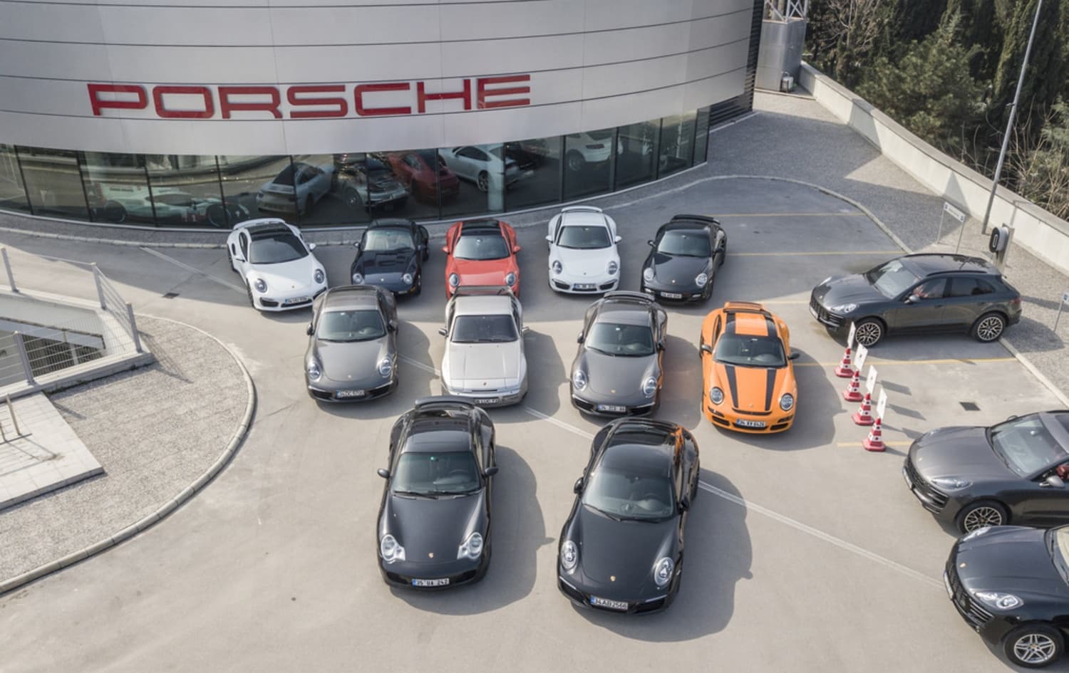 Kârı yüzde 91 eriyen Alman otomotiv devi Porsche'den 5 bin kişilik yeni işten çıkarma kararı