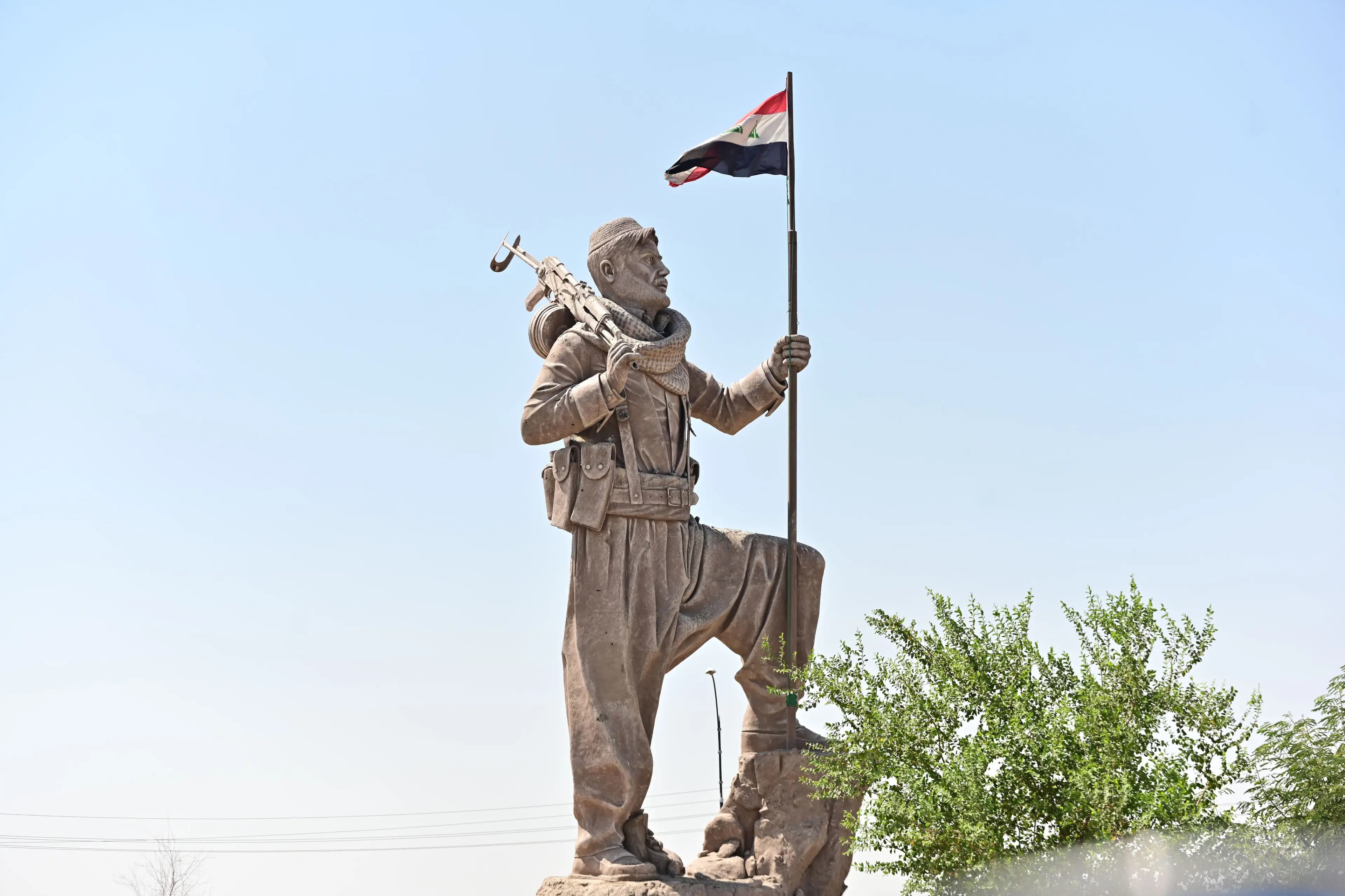 نەدەبوو شوێنى بزمارەکە بفرۆشن