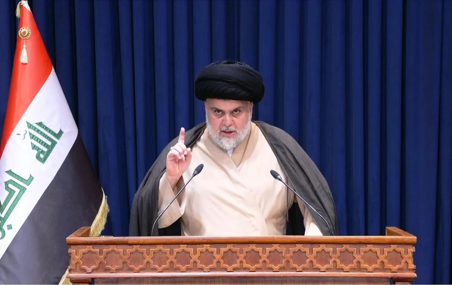 سەدر: میلیشیا بێشەرمەکان هۆکاری شەهیدبوونی کارمەندانی حەشد و هێزە ئەمنییەکانن