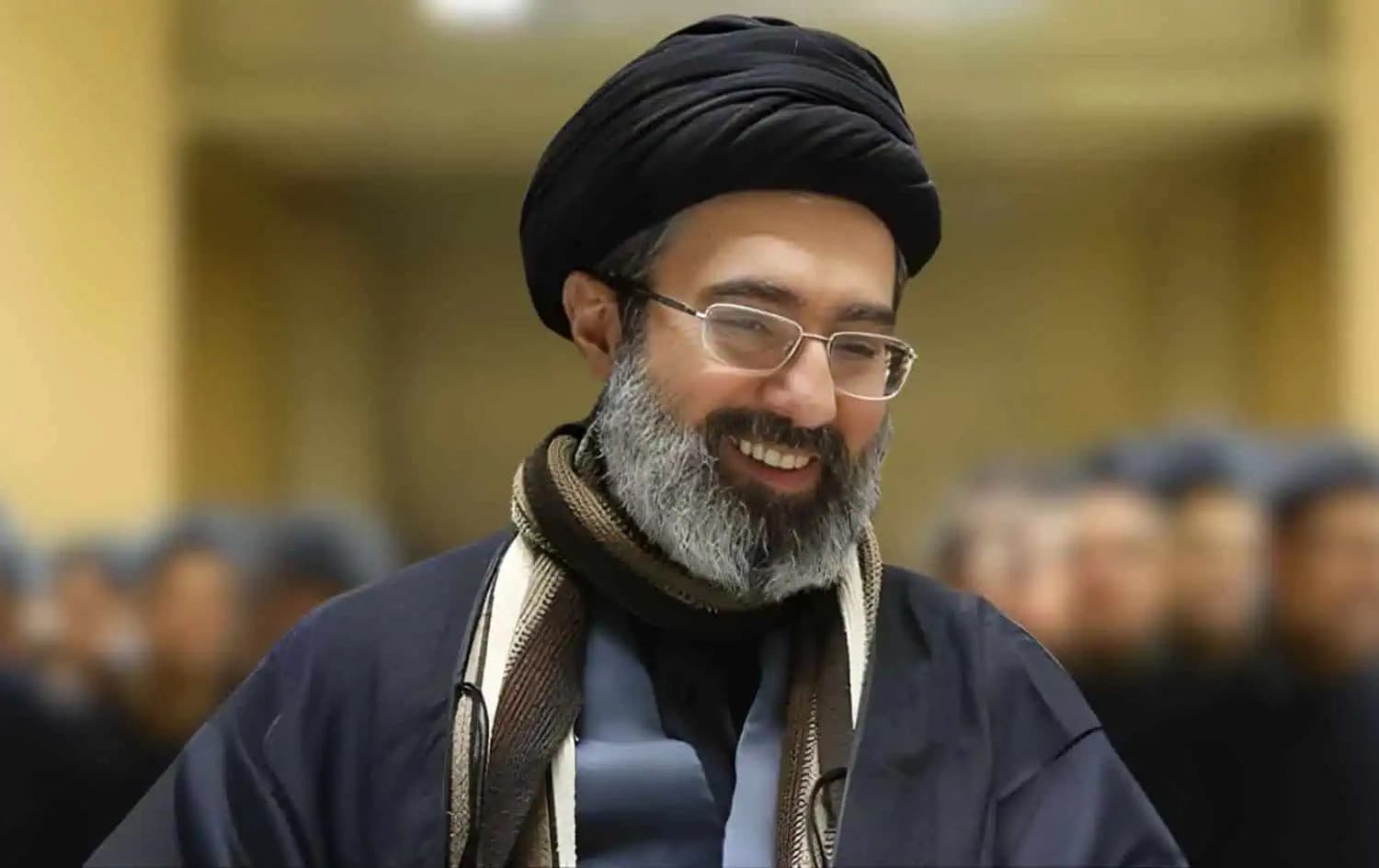موجتەبا خامنەیی گۆڕانکاری لە پۆستە باڵاکانی سوپای پاسداران و هێزە چەکدارەکاندا دەکات