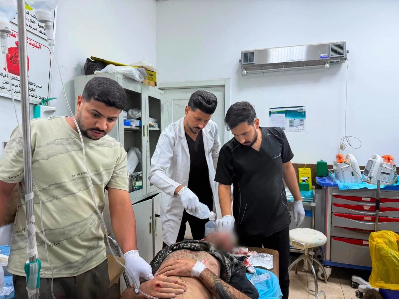 لە نەجەف ئۆتۆمبێلێک خۆی کرد بە نێو کافتریایەک و هەشت کەس بریندار بوون