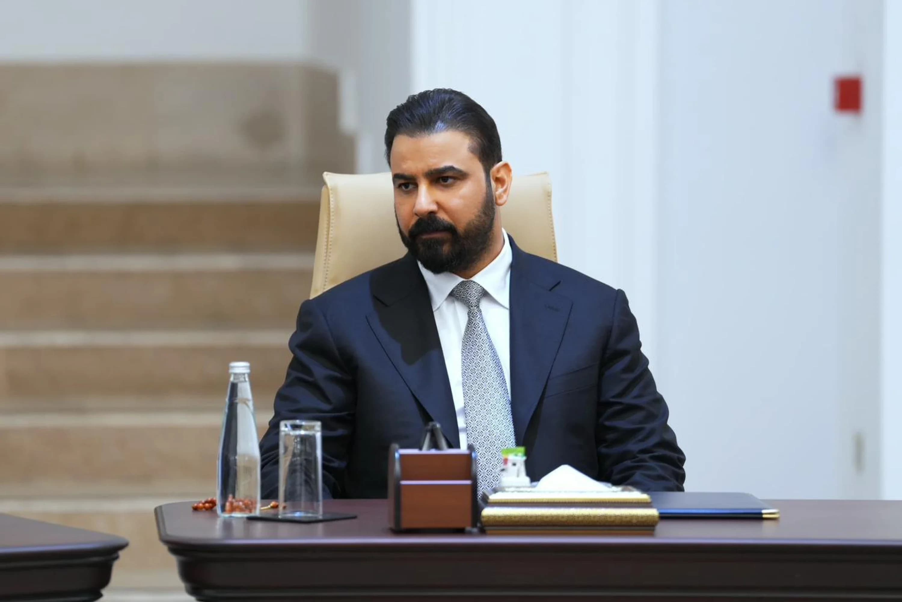 عەلی زەیدی: چەکی سەرجەم گرووپە چەکدارە ناعێراقییەکان دادەماڵین