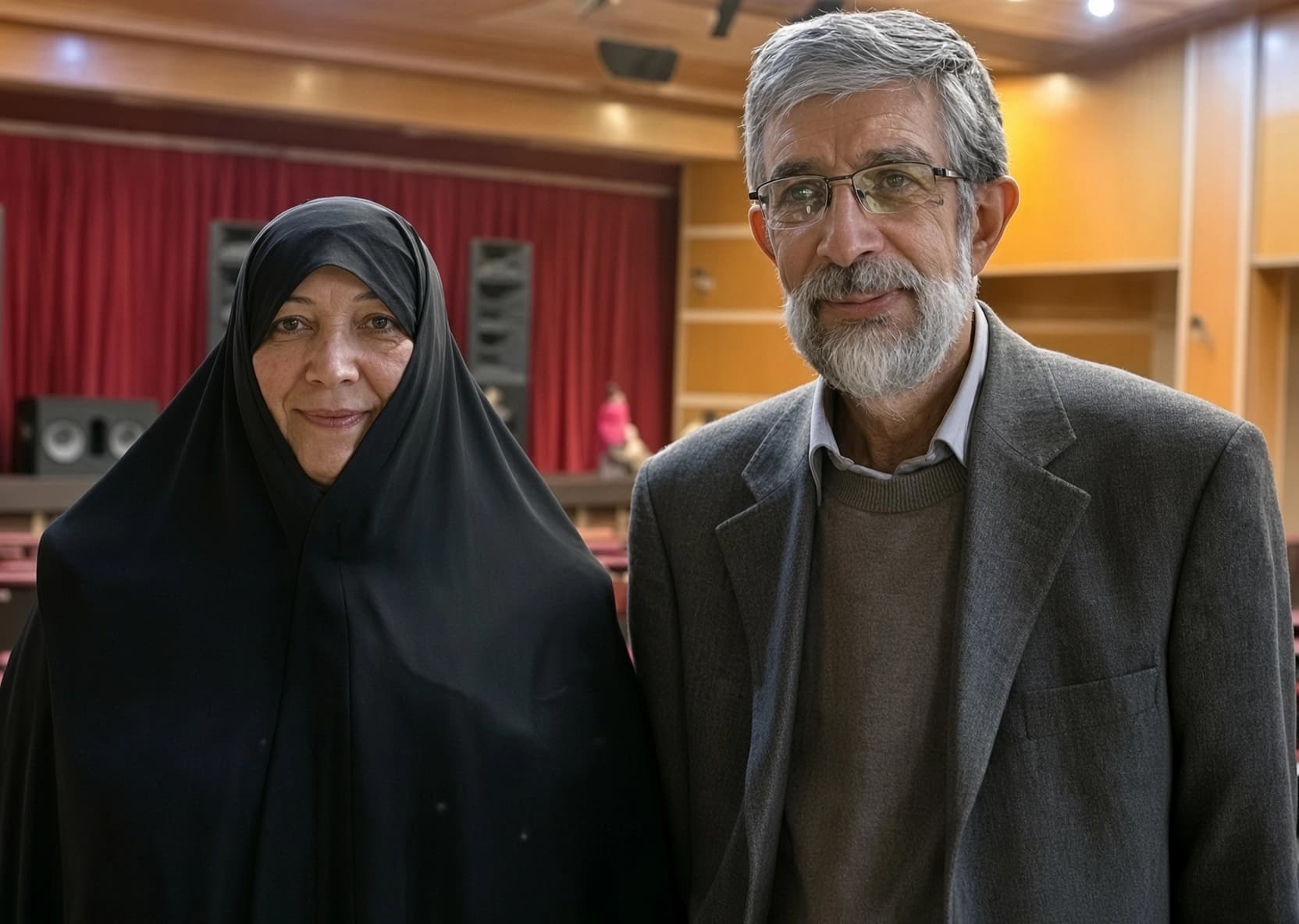 Kayınvalidesi açıkladı: Mücteba Hamaney babasının cenazesine katıldı