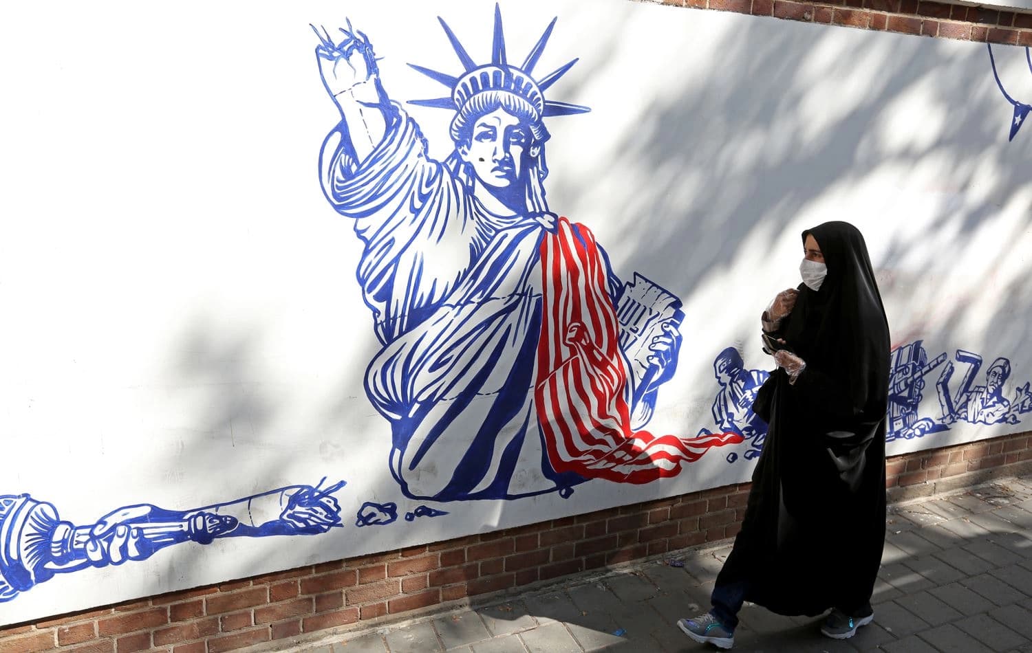 Iranians react to US attempt to reapply full UN sanctions against Iran
