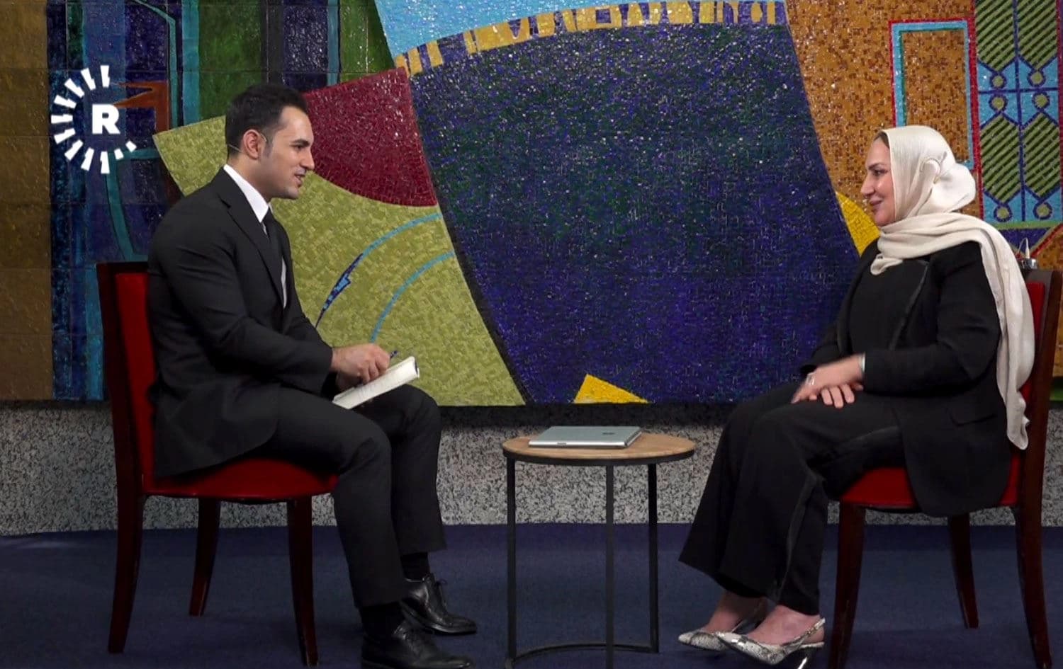 Suha Elî Beg: Li Îraqê demokrasî nîne, partî serwer in