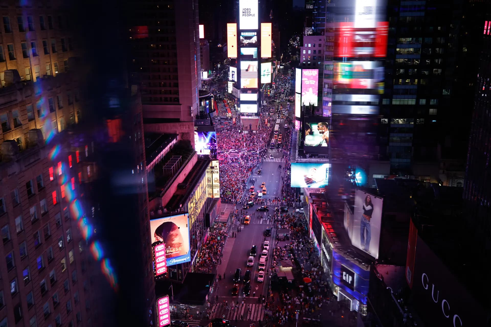 Qerebalixiya alîgiran a li kolanekê / Wêne: Bajarê New Yorkê