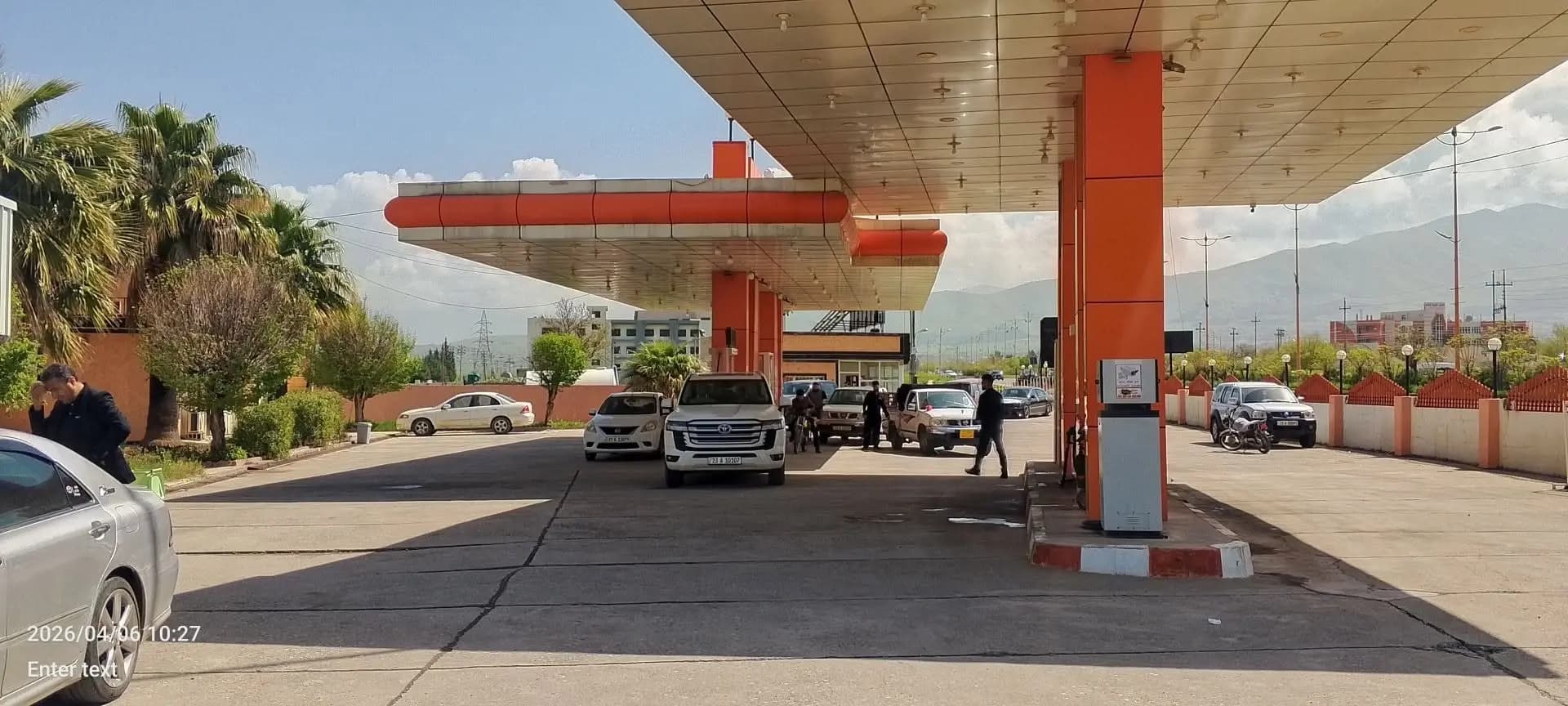 ئەمڕۆ 3.4 ملیۆن لیتر بەنزین دابەش دەکرێت و نەوت و کانزاکان چاودێریی کواڵیتییەکەی دەکات