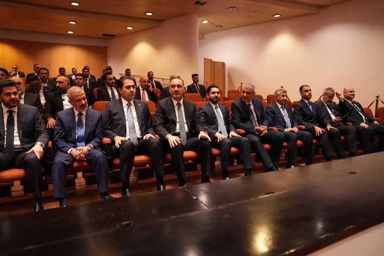 Iraqi parliament approves new ministers, deputy prime ministers